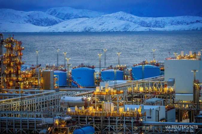 Uni Eropa Perketat Sanksi, Impor Kondesat LNG Rusia Dihentikan 2027