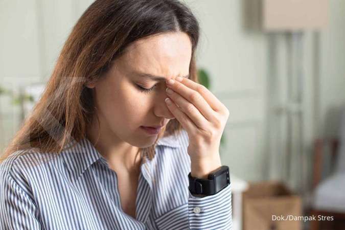 Stres bisa menjadi penyebab sakit kepala sebelah kiri.