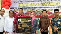 Serah Terima The Project for Renovation of Junior High School in Lambara, Palu