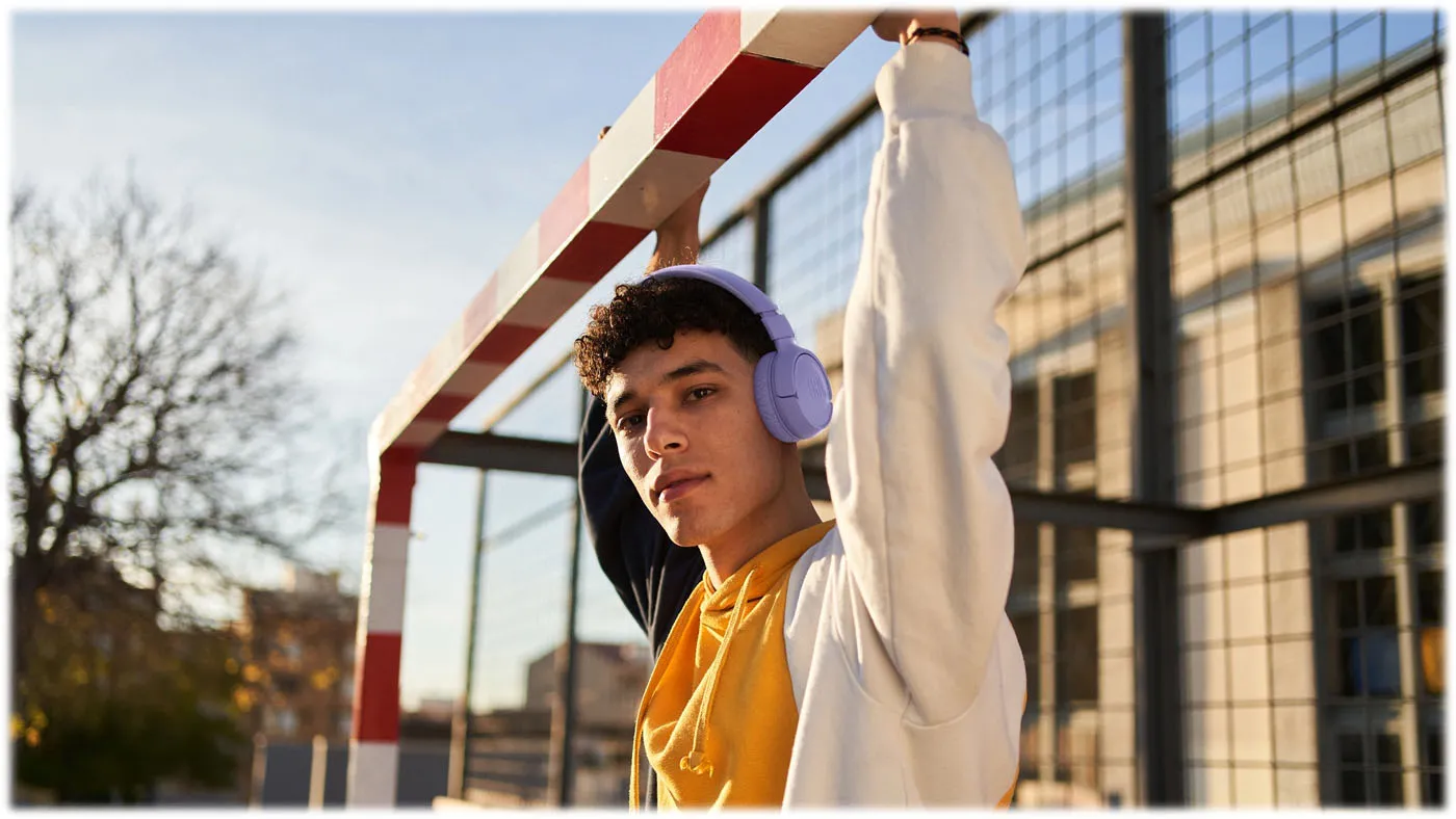 Menggunakan headphone saat berolahraga