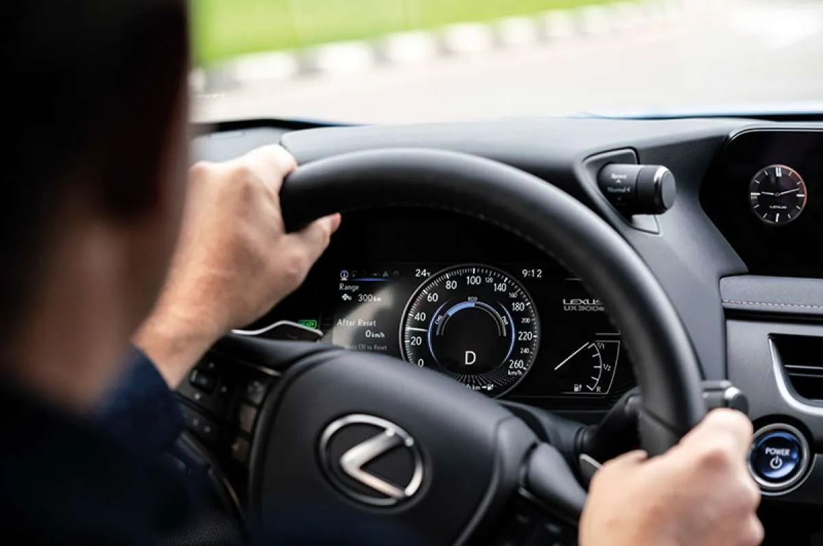 Toyota Pilih Lexus untuk Merek Mobil Listriknya (EV)