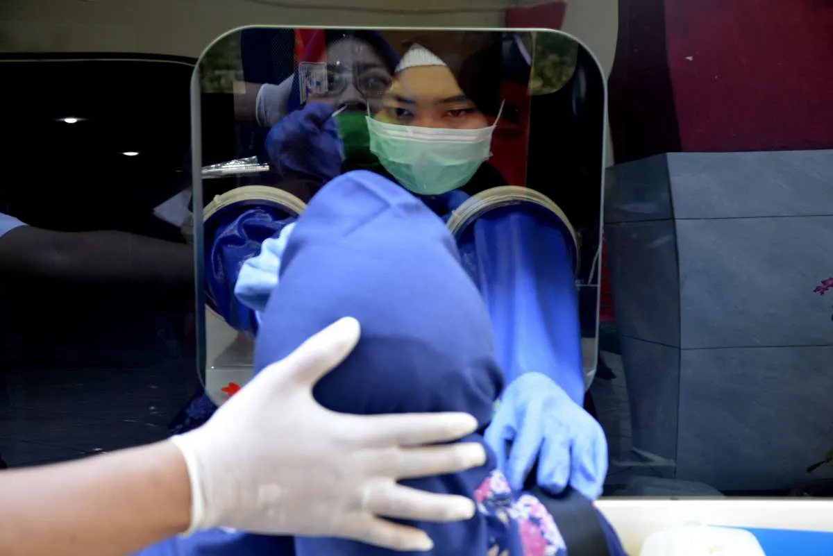 Mulai Senin depan, dokter dan tenaga kesehatan dapat tes swab gratis