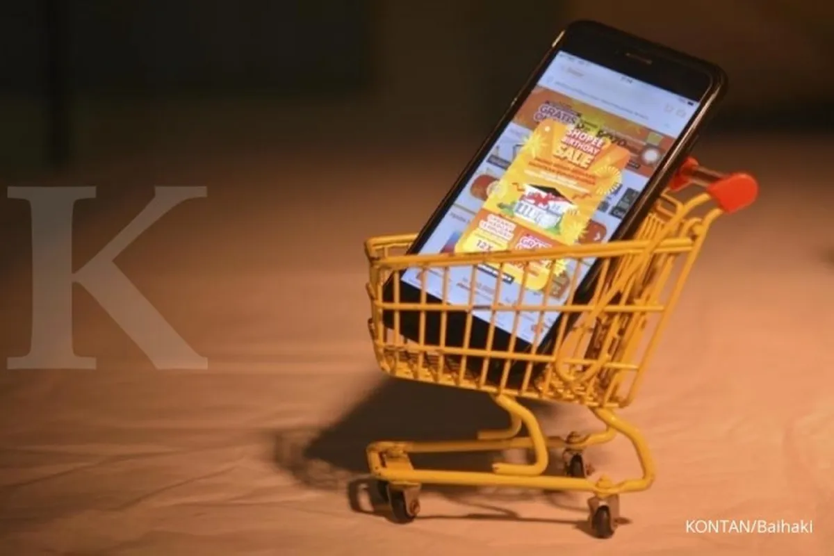 Pemerintah masih terus menggodok beleid yang mengatur e-commerce