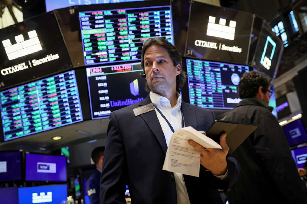 Wall Street Bergerak Tipis Pada Perdagangan Black Friday