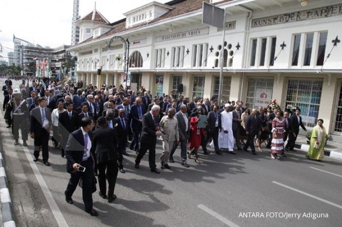 Bandung dan Surabaya pantas disebut 