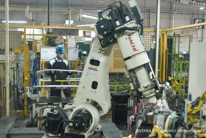 IKI vs PMI Manufaktur, Sektor Industri Indonesia Ekspansi atau Kontraksi?
