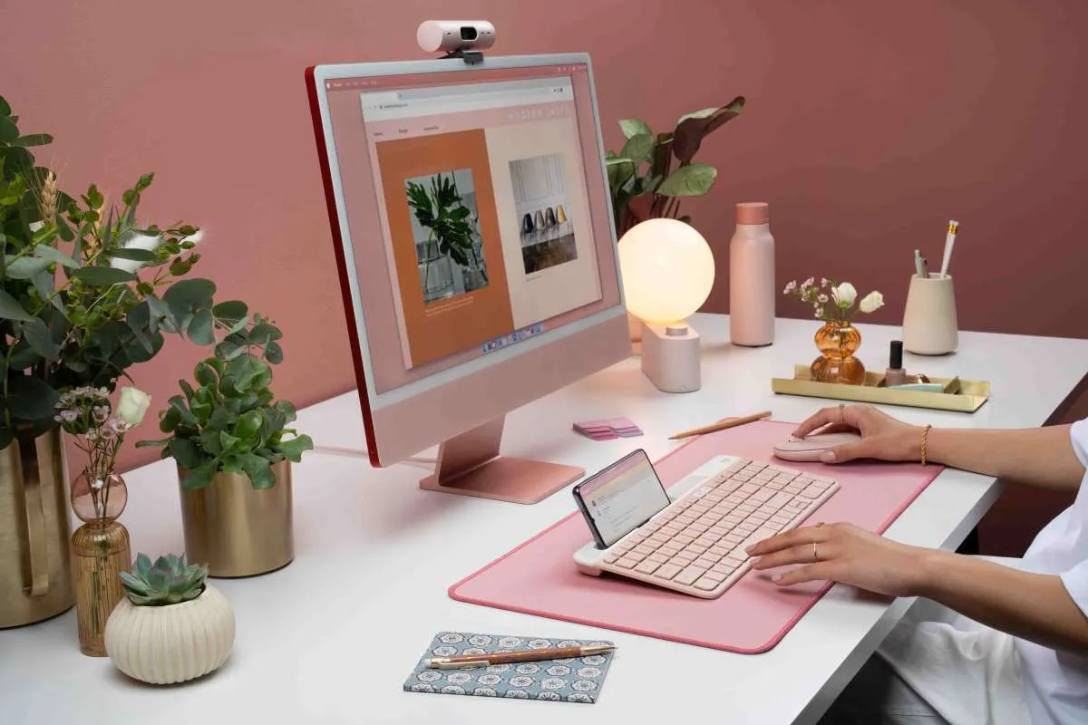 Logitech Hadirkan K580 Slim Multi-DeviceWireless Keyboard & MK470 Slim Keyboard Mouse