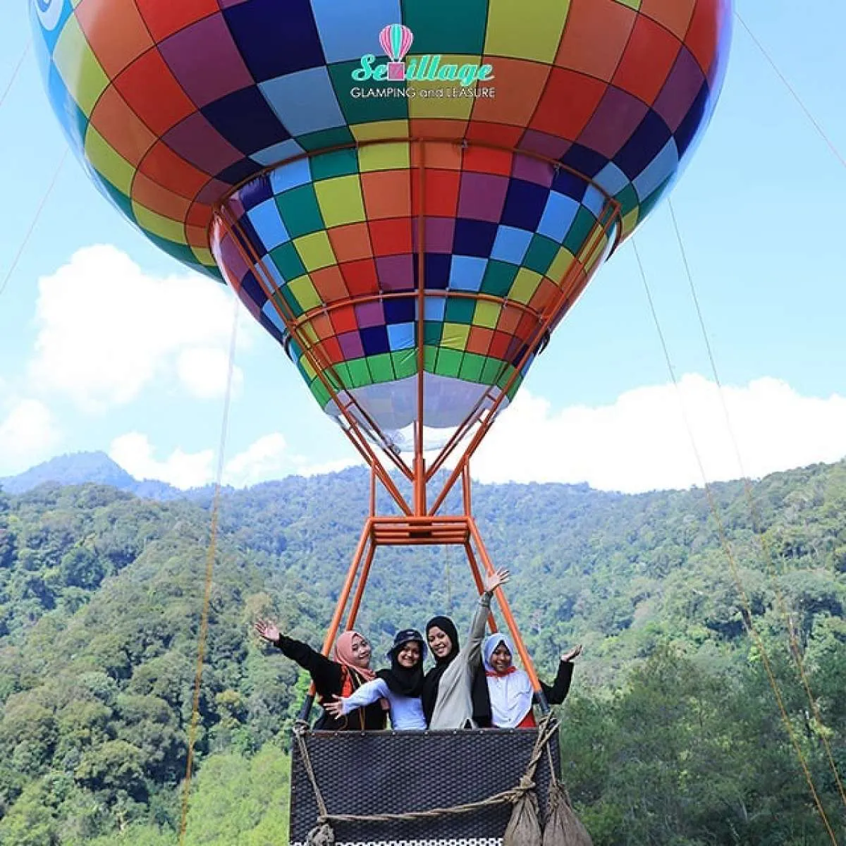 Lagi di Cianjur? Mampir ke Wisata Alam Sevillage, cocok buat weekend