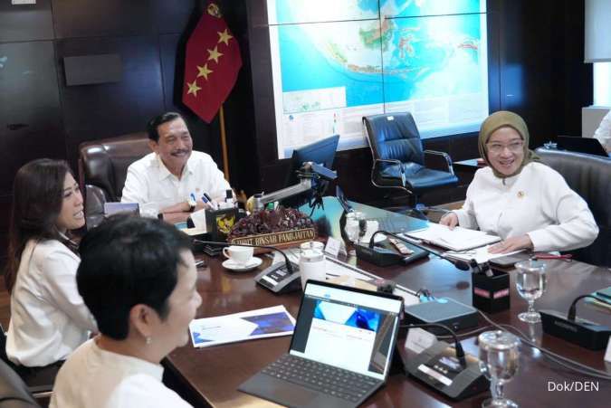 Luhut: Infrastruktur Digital untuk Salurkan Bansos Bisa Hemat Biaya Rp 17 Triliun