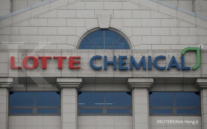 Lotte Chemical Titan meneken perjanjian kerja sama dengan Lotte Chemical Indonesia