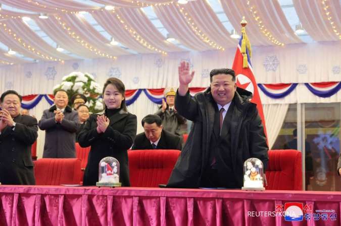 Kim Jong Un dan Putrinya Ju Ae Rayakan Tahun Baru dengan Penuh Kemeriahan