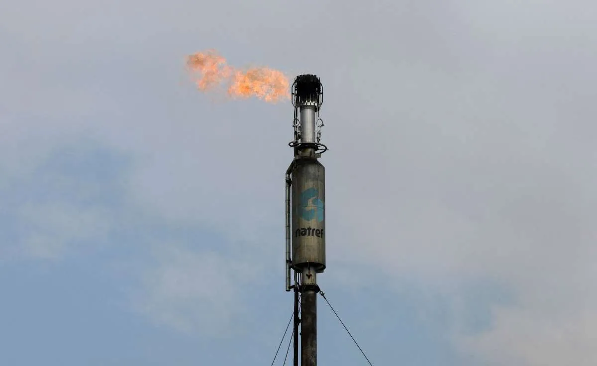 Kilang Australia Terbakar, Produksi Bensin Terancam di Tengah Gangguan Pasokan Global