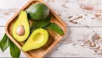 Atasi Kolesterol dan Cegah Darah Tinggi, 10 Lebih Manfaat Alpukat untuk Semua Usia