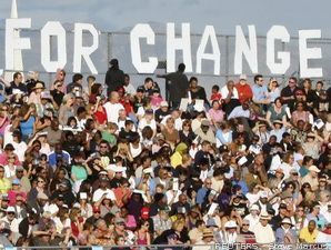 Kredit Konsumsi AS Catatkan Rekor Penurunan 
