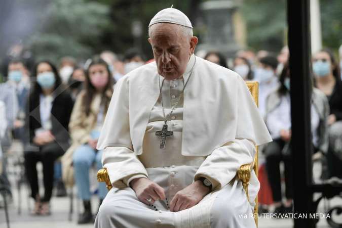 Paus: Sangat menyedihkan jika orang kaya diberi prioritas untuk vaksin corona