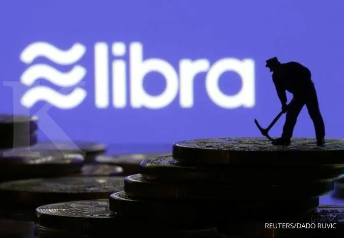 Swiss data watchdog awaits details on Facebook crypto plan
