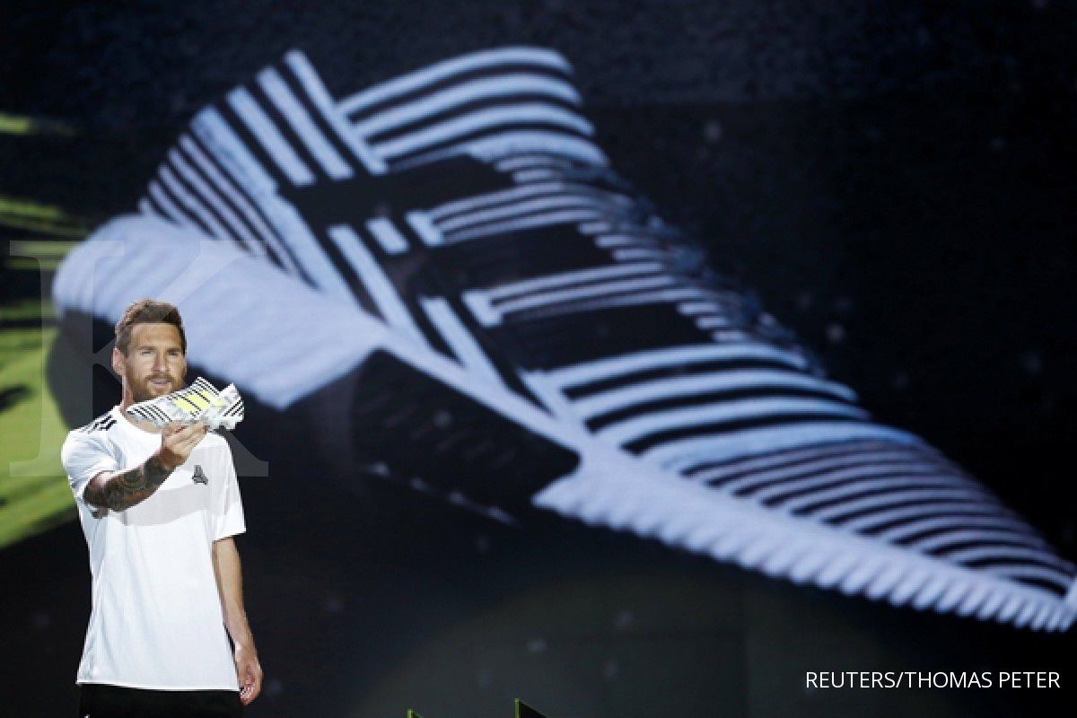 Sepatu baru Lionel Messi