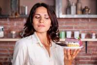 7 Cara Alami Menghentikan Keinginan Makan Manis Terus-Menerus