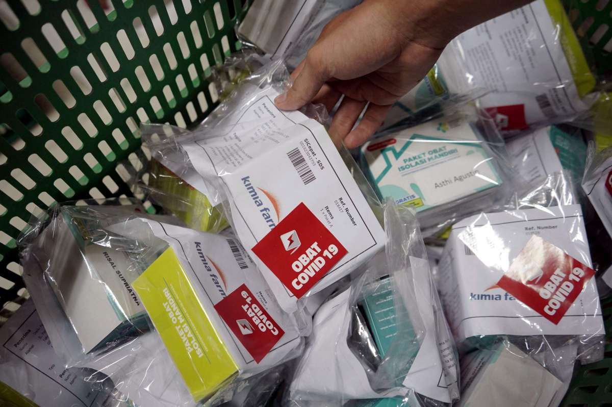 Kinerja Oke, Tapi Harga Saham BUMN Farmasi Masih Turun