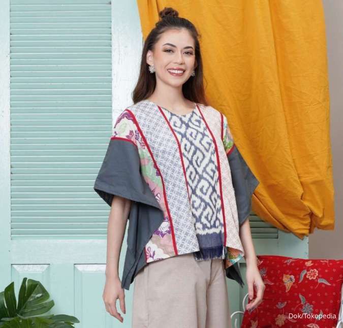 Hari Batik Nasional, Tokopedia Bagi 5 Inspirasi Baju Batik Wanita Modern