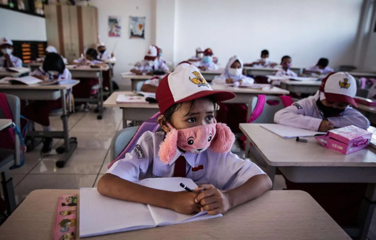 Kapasitas PTM Dikurangi 50%, Orangtua Bisa Pilih Belajar Daring untuk Anak