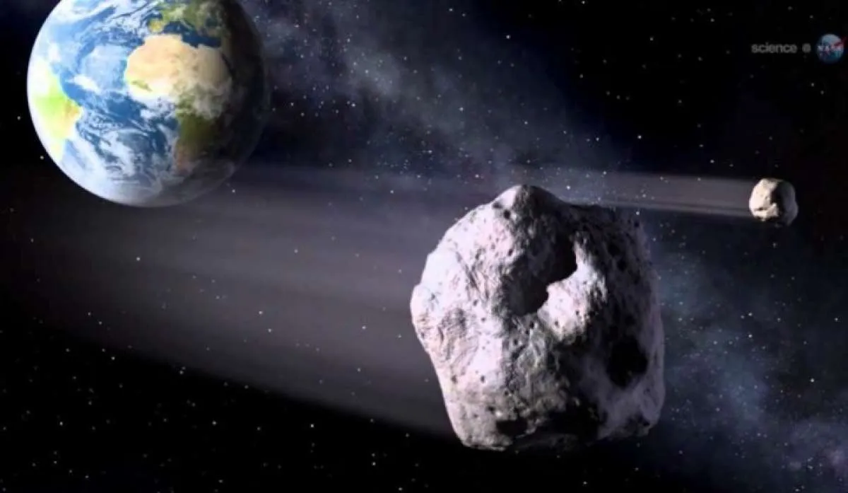 Asteroid seukuran menara Eiffel melewati Bumi pada Desember 2021, berbahaya?