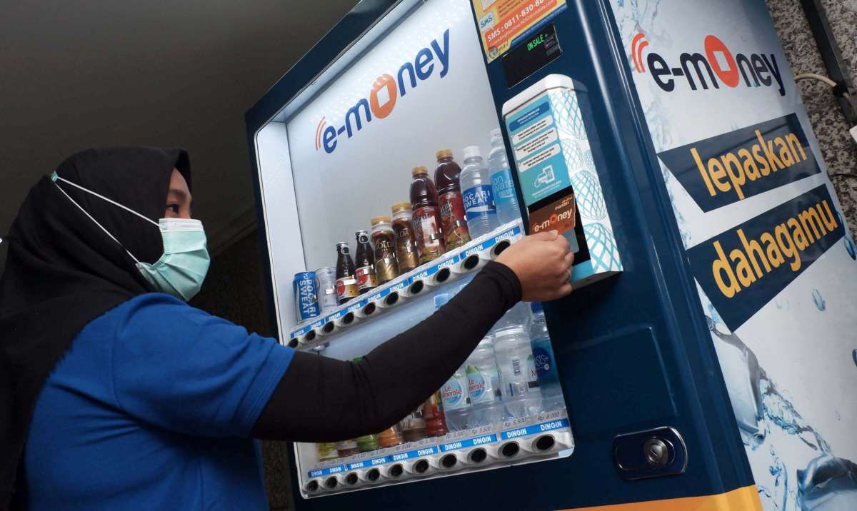Pertumbuhan transaksi e-money Bank Mandiri