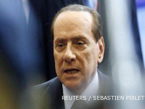 Gagal raih suara mutlak, Berlusconi kembali diminta mundur