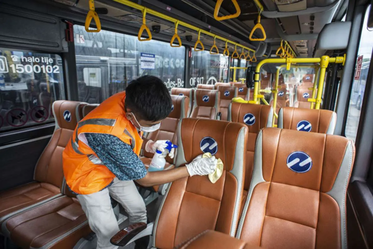 Cegah penyebaran virus corona, operasional MRT, LRT, dan Transjakarta dibatasi