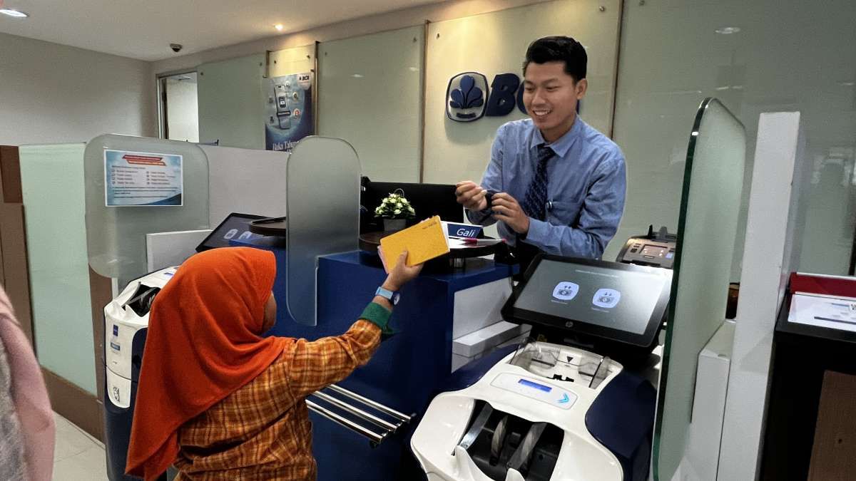 Analis Kompak Rekomendasi Beli, Net Sell Asing Justru Menghantui BBCA