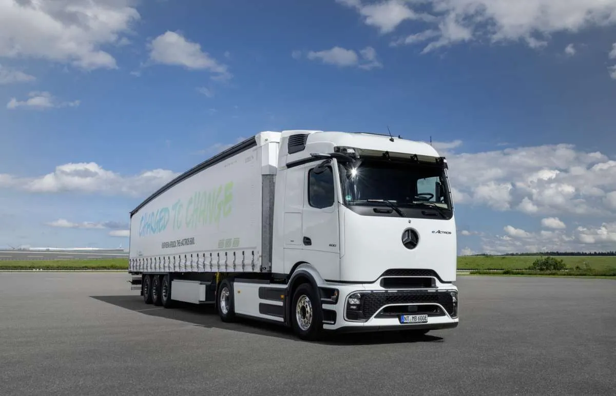 Mercedes-Benz Truck Luncurkan Truk Listrik Jarak Jauh eActros 600