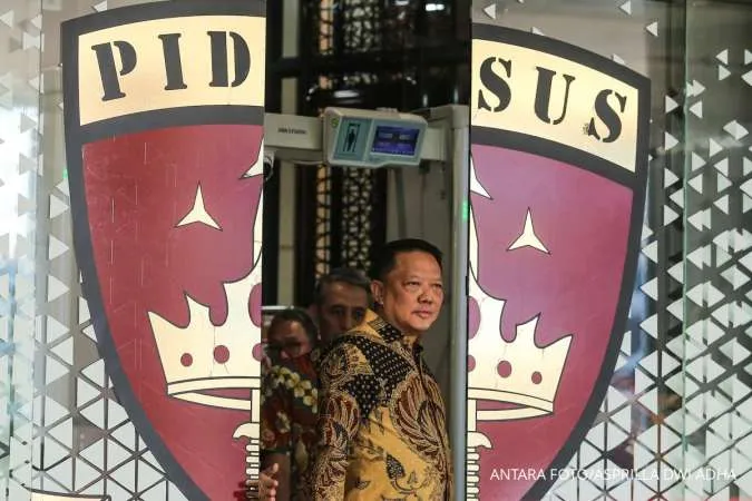 Top Indonesian Prosecutor Resigns Amid Corruption Probe