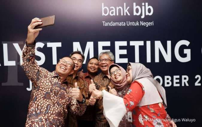 Segera merger dengan Bank Banten, saham Bank BJB (BJBR) turun 3,17% di sesi I