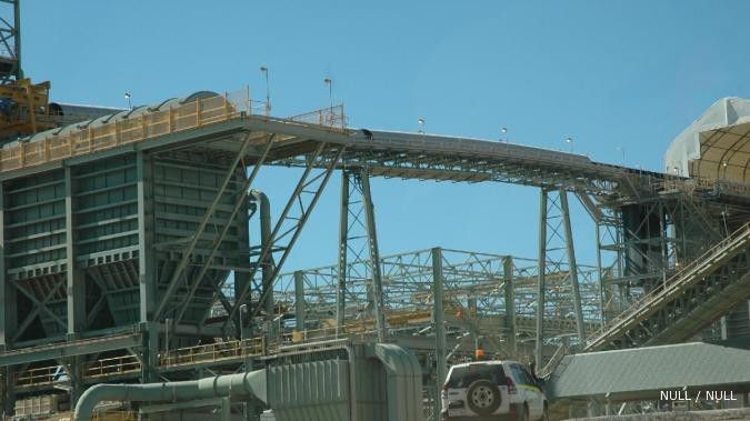 Produksi emas Newmont di Batu Hijau anjlok 76%