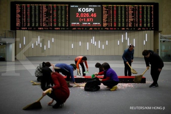 Bursa Asia terpeleset dari level tertinggi 3 bulan