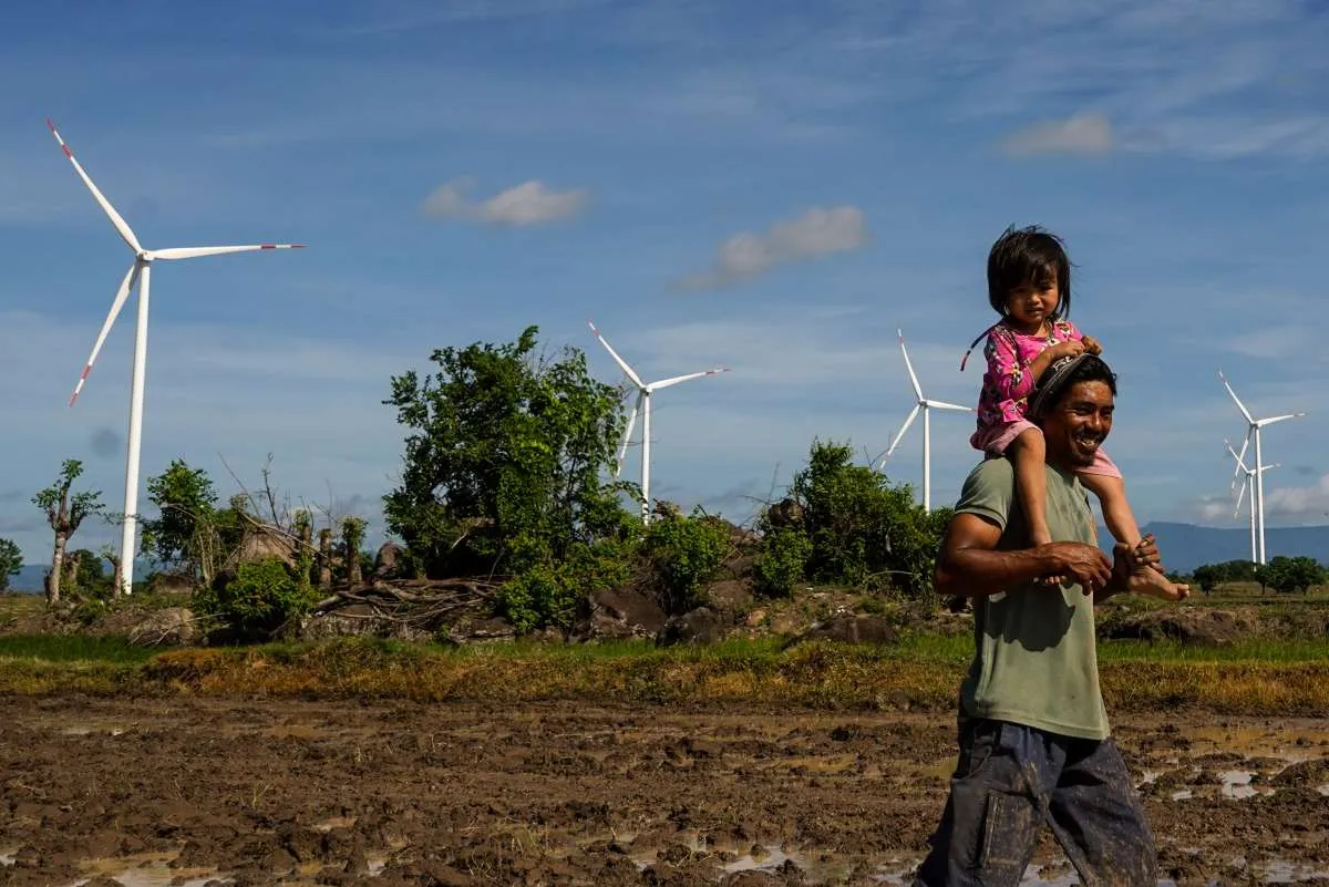 IESR Ungkap Peluang Investasi di 333 GW Proyek EBT Indonesia