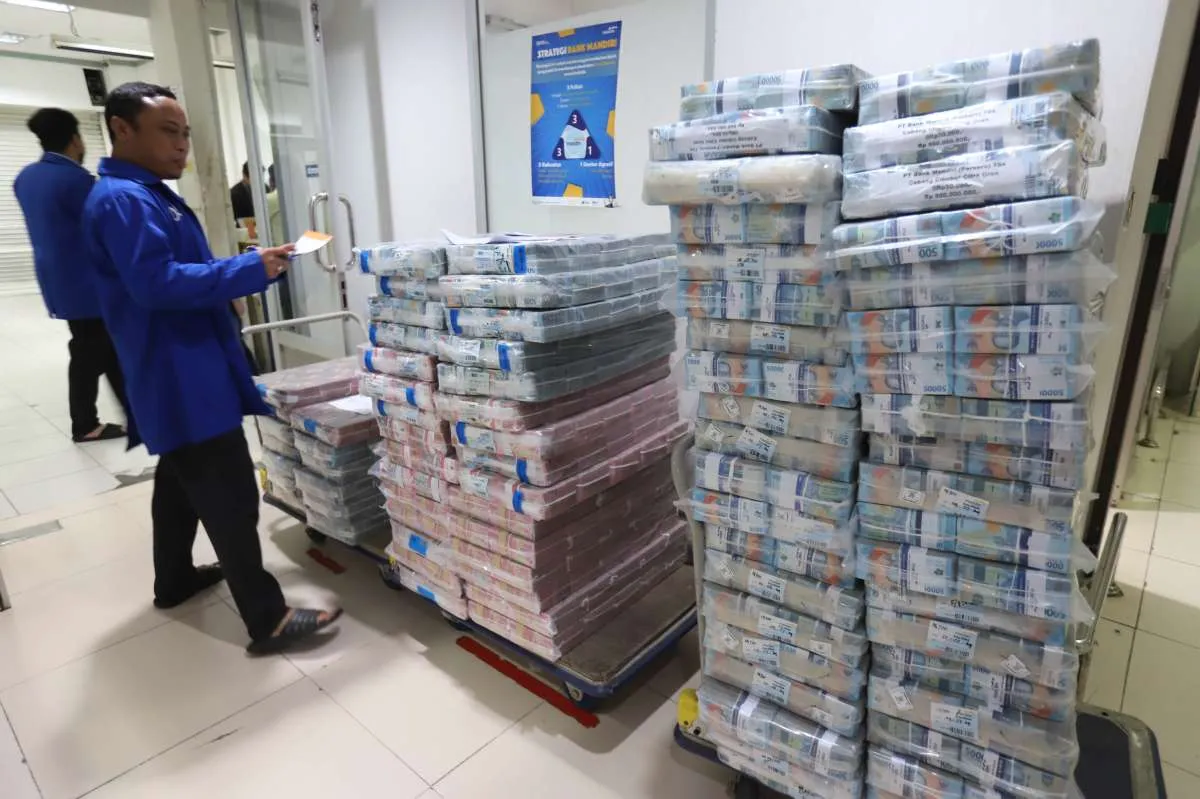 Sekitar 54,4% DPK Perbankan Terkumpul di Bank Mandiri, BRI, BCA, dan BNI