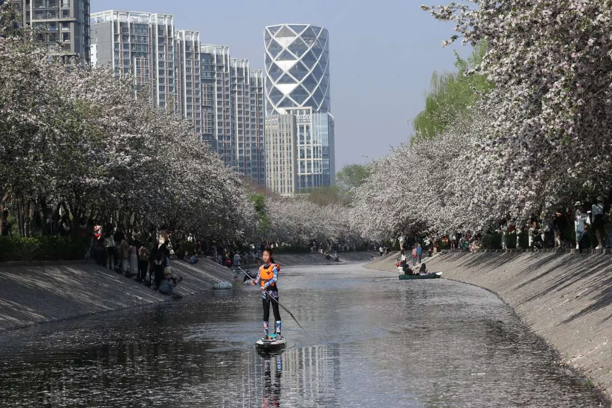 Genjot Wisawatan Asing, China Turunkan Batas Minimum Tax Refund 