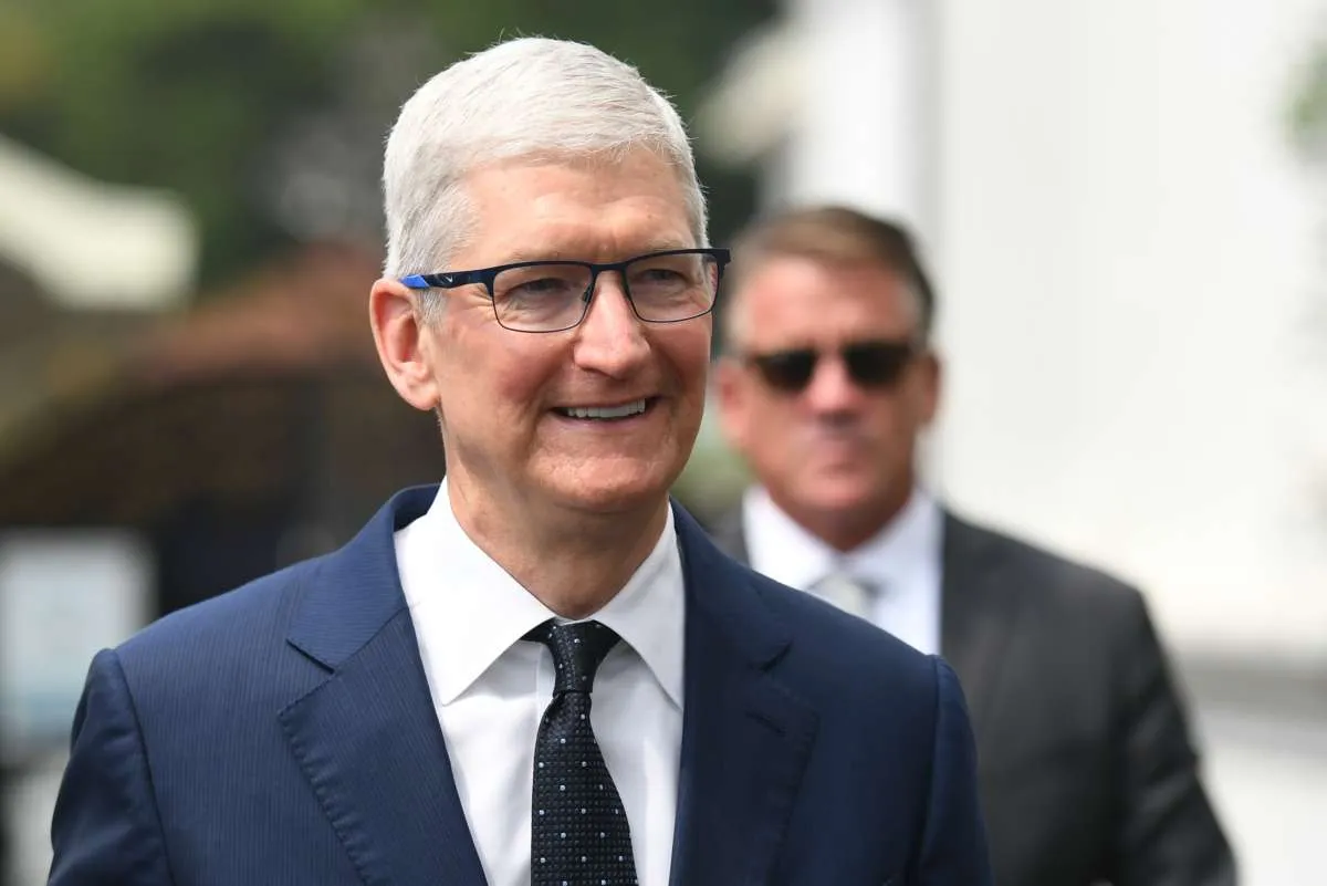 Jokowi Ajak Apple Investasi Smart City di IKN