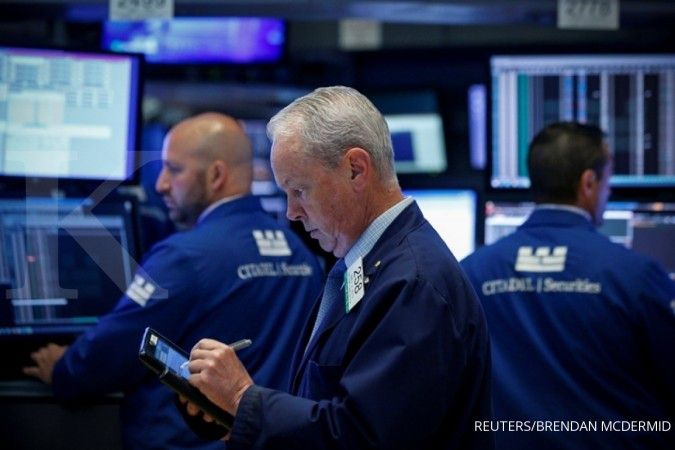 Bursa Wall Street bergerak flat terbebani perang dagang