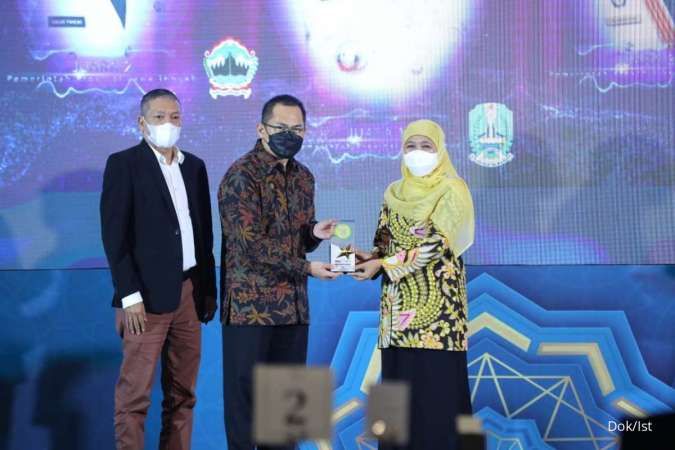 Provinsi Jatim Borong Tiga Penghargaan di Anugerah Adinata Syariah 2022
