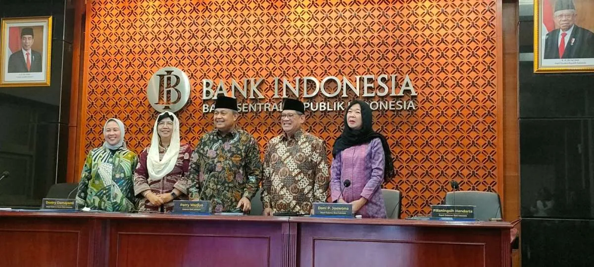 Sejumlah Ekonom Merespons Keputusan BI Tetap Pertahankan Suku Buanga Acuan 6%