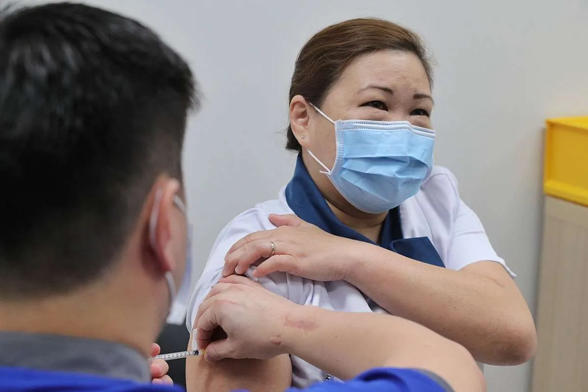 Bila alergi vaksin mRNA COVID-19, warga Singapura dapat mengambil suntikan Sinovac