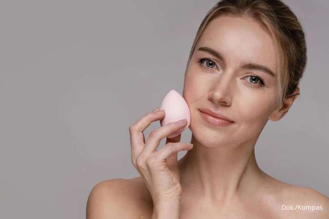 4 Kesalahan Menggunakan Beauty Blender yang Bikin Makeup Tidak Maksimal