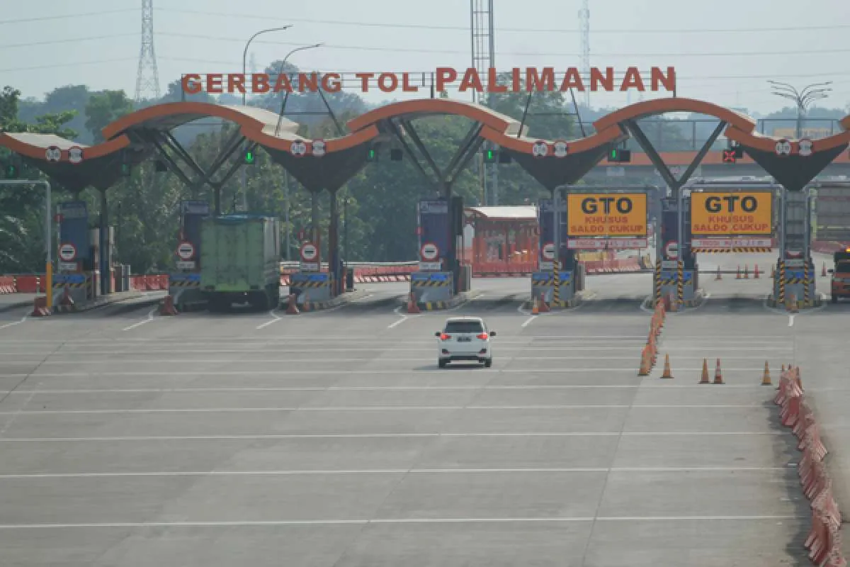 Kemenhub: Angkutan jalan turun 85% saat larangan mudik diberlakukan 