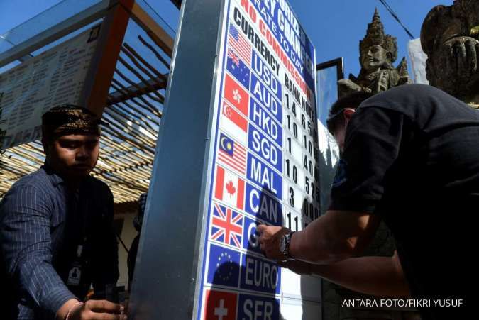 Pilihan Valas Saat Ekonomi Cemas