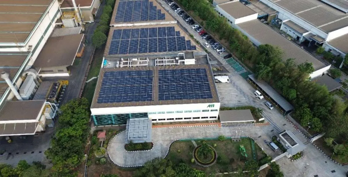 Anak usaha United Tractors (UNTR) Memasang PLTS di Astra Otoparts (AUTO)