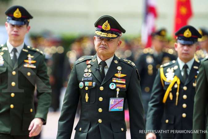Panglima militer Thailand yang baru: Saya akan lindungi militer yang menopang takhta
