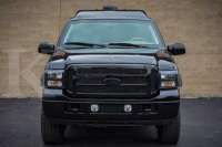 Intip kemewahan Ford Excursion, mobil bekas Raja Abdullah Yordania yang dijual murah