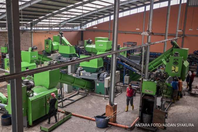 Bantuan Pangan Hingga Diskon PPh, Ini Detail 17 Paket Stimulus Ekonomi 2025